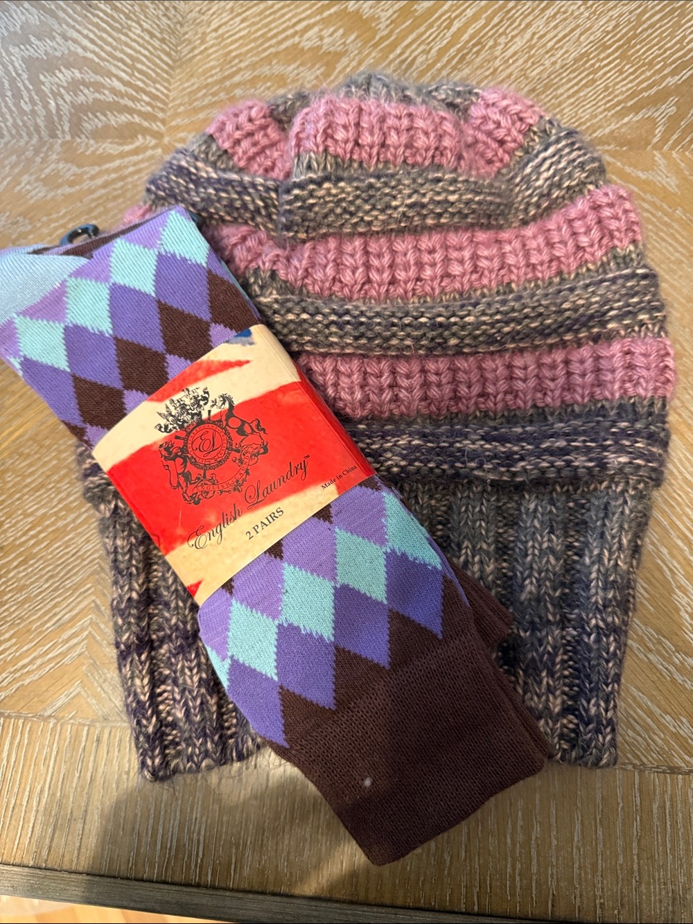 Hat & English Laundry Socks